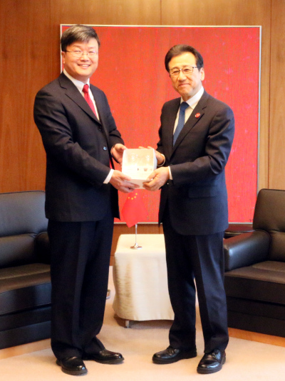 中華人民共和国駐札幌総領事館総領事表敬訪問
