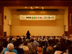 東栄中学校吹奏楽部の演奏