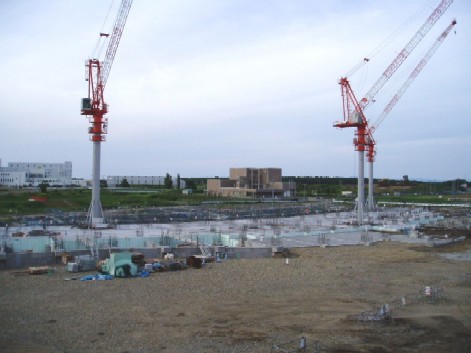 基礎工事中の山口斎場の画像【平成16年7月27日】