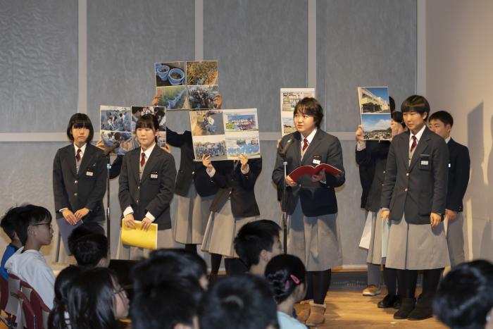 福井野中学校の発表写真