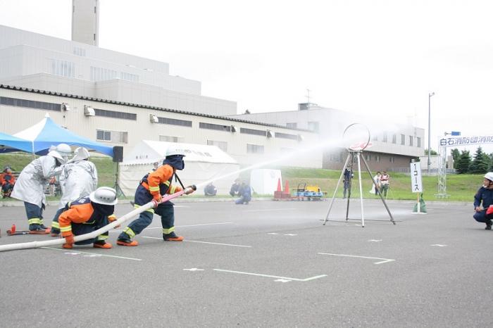 写真：白石消防団消防総合訓練大会の様子