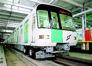 地下鉄南北線の車両（5000形）の写真