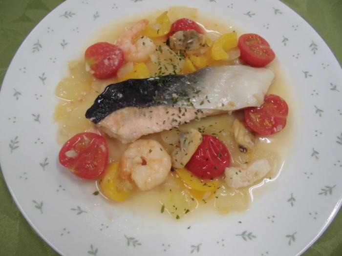 魚介と野菜の蒸し煮の写真