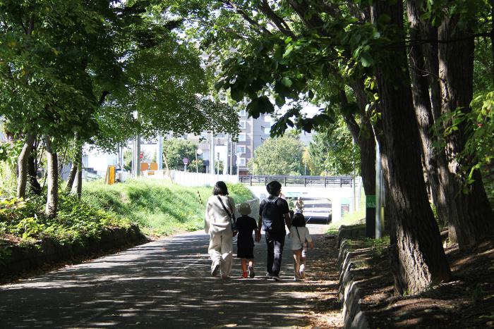 陽だまりロードウオーキングの様子
