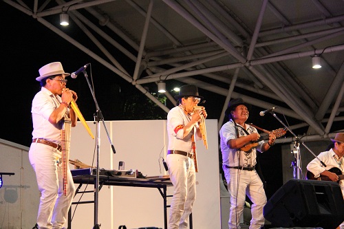 アンデス伝統⾳楽ライブ