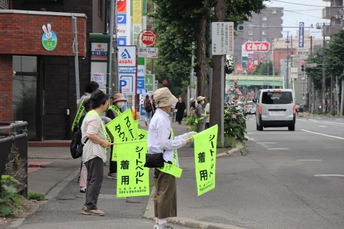 写真：R807夏の交通安全街頭啓発1