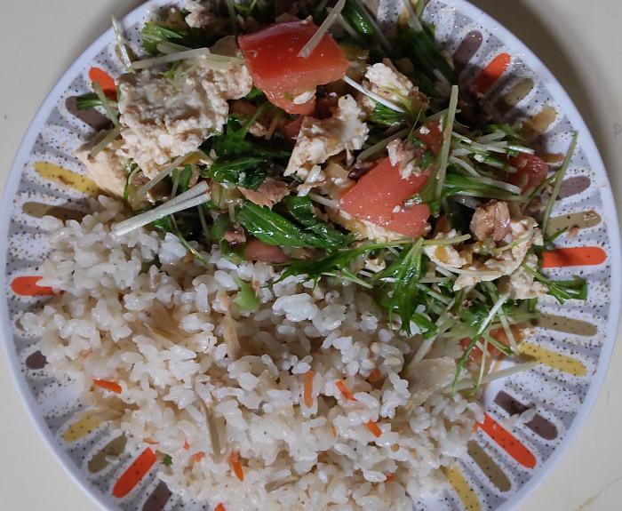 魚と豆腐のサラダ