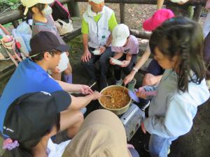 滝野すずらん公園炊事遠足炊事の様子2