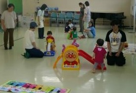 子育てサロン