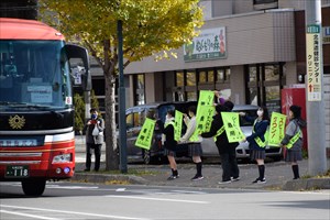 街頭啓発活動の様子2