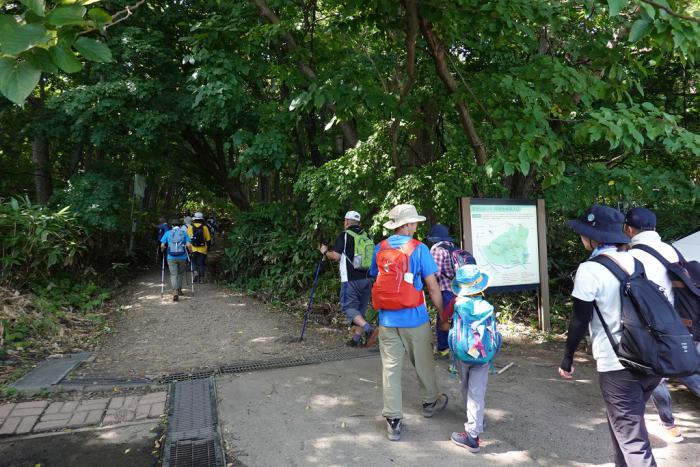 登山の様子1