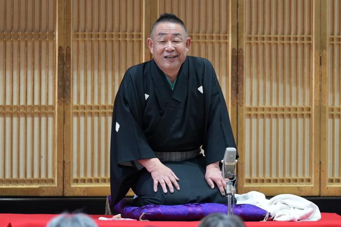 桂梅團治さん