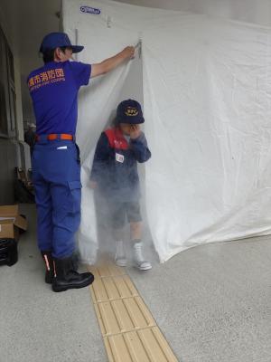 火災時の避難体験の様子