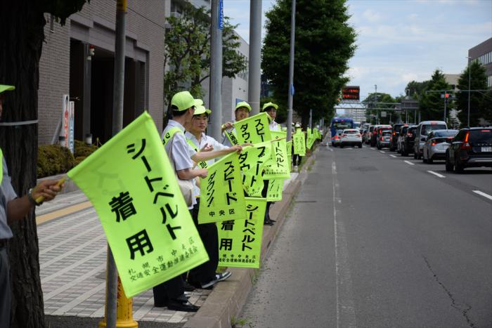 街頭啓発の様子2