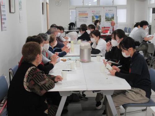 市立大看護学生との交流１