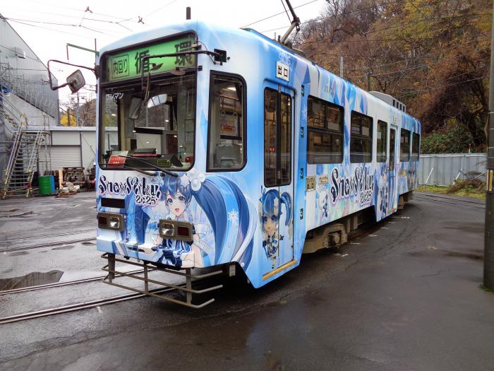 雪ミク電車外装1