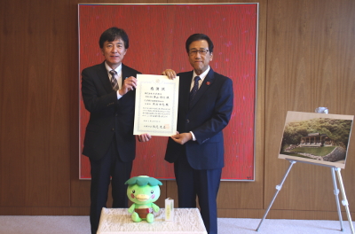 北洋銀行および北洋銀行健康保険組合からの寄付に対する感謝状贈呈式