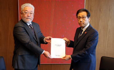 令和6年度札幌市行政評価委員会外部評価報告書手交式