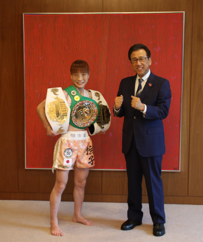 WBCムエタイ世界女子ミニマム級で世界タイトルを獲得した柴田　未悠選手がお越しになりました