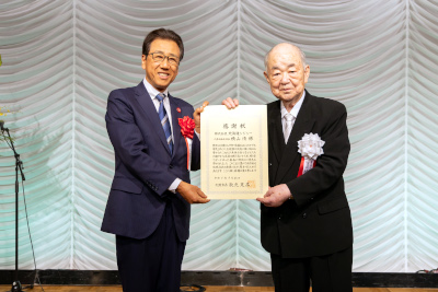 株式会社シジシージャパンからの寄付に対する感謝状贈呈式を行いました