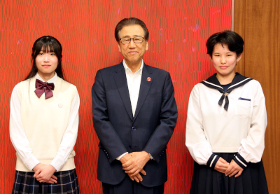 高校生平和大使の皆さまがお越しになりました