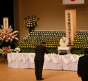 慰霊祭２