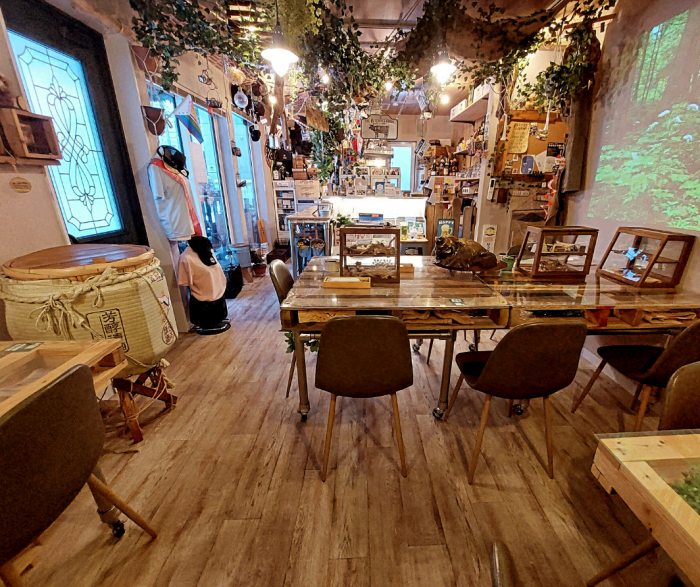 店内の様子2