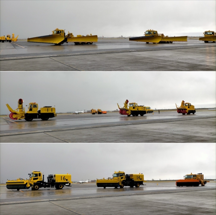 丘珠駐屯地の除雪機材の観閲