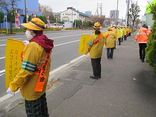 苗穂地区街頭啓発の様子