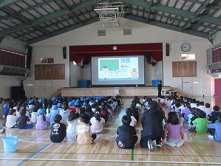 交通安全教室の様子1