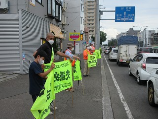 交通安全運動の様子