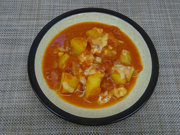 鶏肉のトマトチーズ煮込みの写真