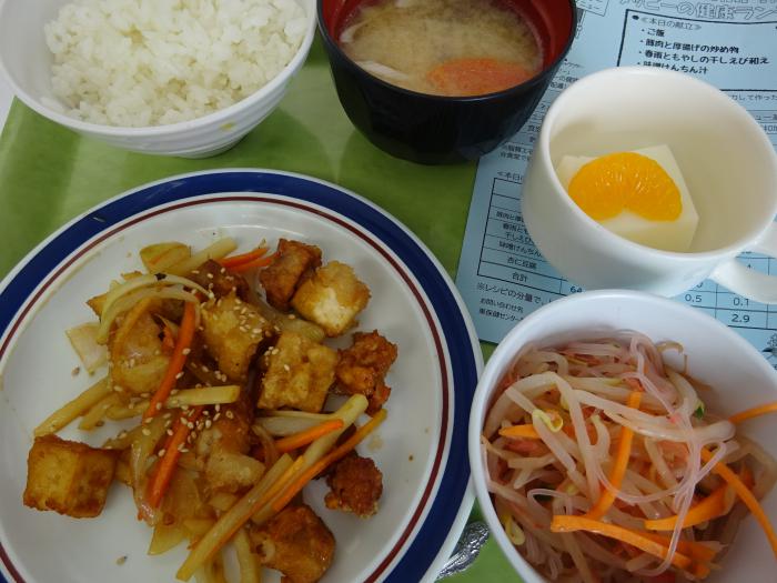 令和7年3月健康ランチ写真