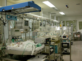 NICU（新生児集中治療室）