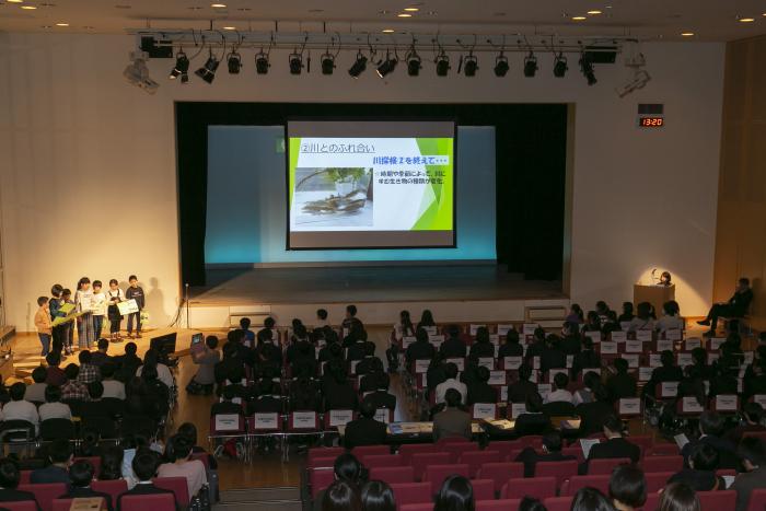 富丘小学校の発表写真