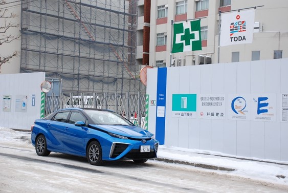 戸田建設札幌支店が導入した燃料電池自動車の写真