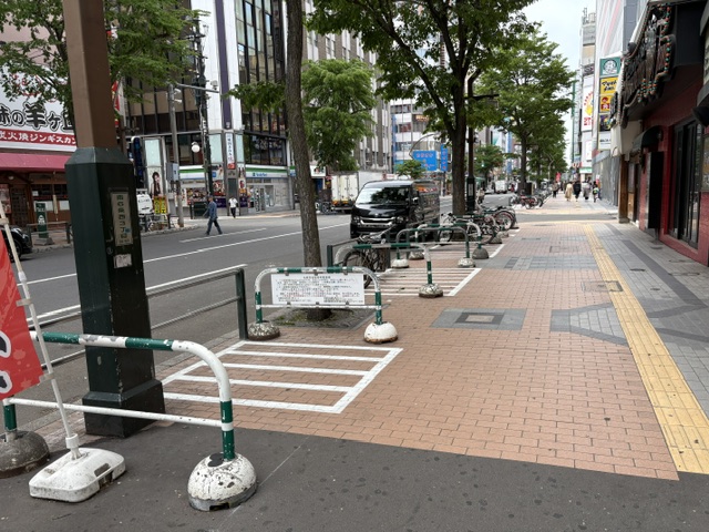 西4丁目線駐輪場