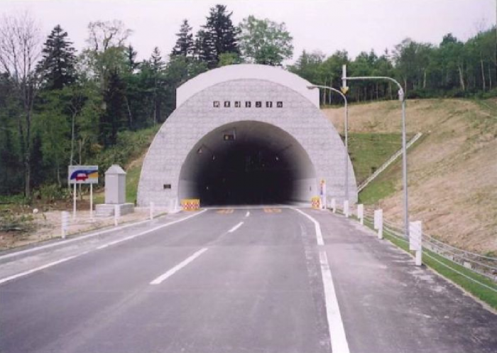 朝里峠トンネル
