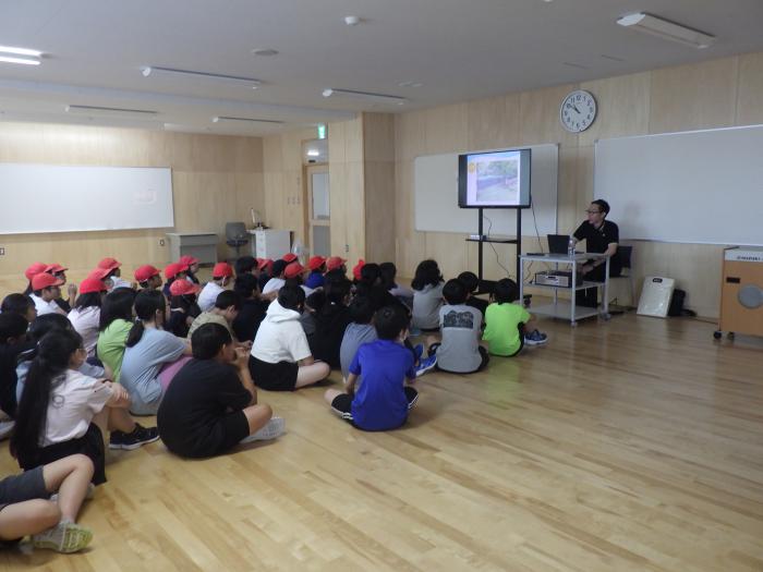 東山小6年生授業の様子