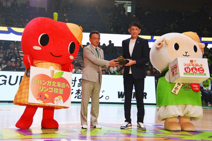 豊平区との連携の様子２（レバンガ）