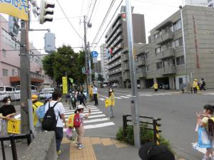 交通安全見守り活動風景2