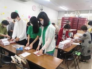 ふれあい訪問準備作業風景