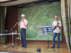 オカリナ演奏者