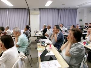 街頭啓発を行った鉄西地区の皆さん
