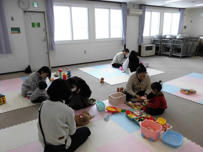 おもちゃで楽しくおままごと