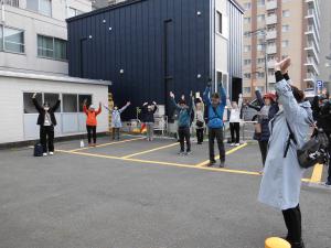 出発前にウォーミングアップ