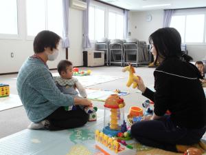 ドライバーに元気に安全運転を呼びかけます