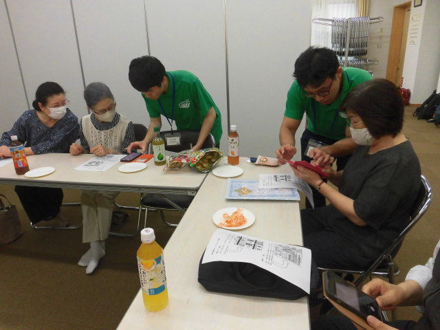 スマホ茶話会の様子