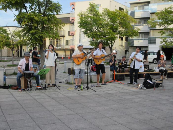 ラテン音楽の演奏