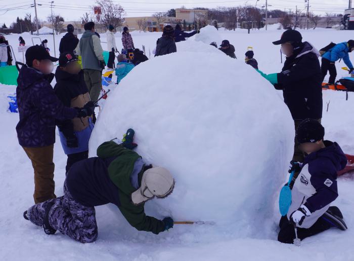 雪像作り